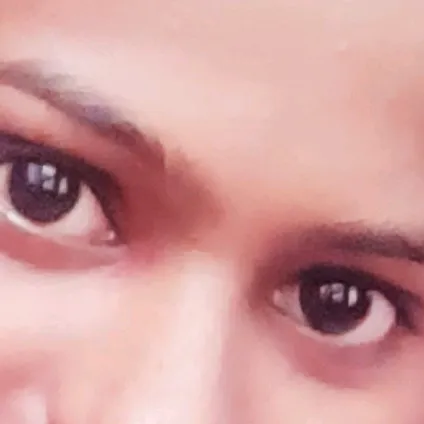 @chee___veed