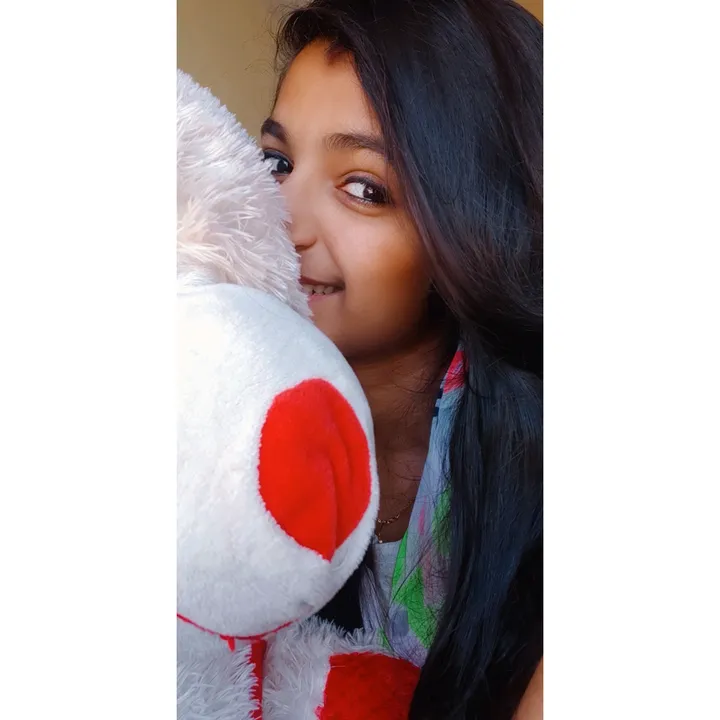 _smiley_girl_22