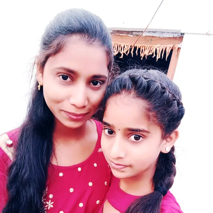 @swetha_devarakonda