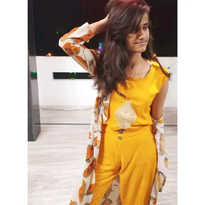 @saumya_122_