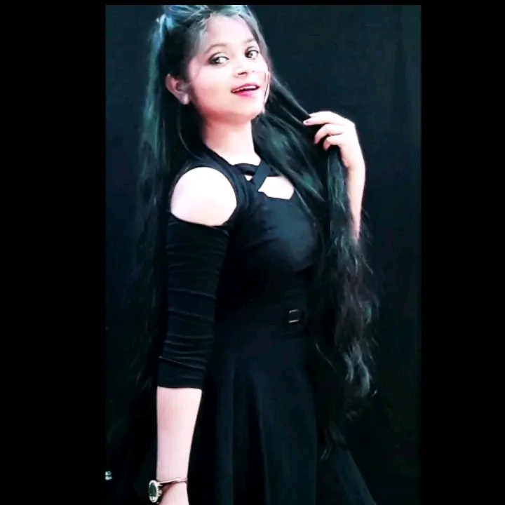 manisha_gold_love_46