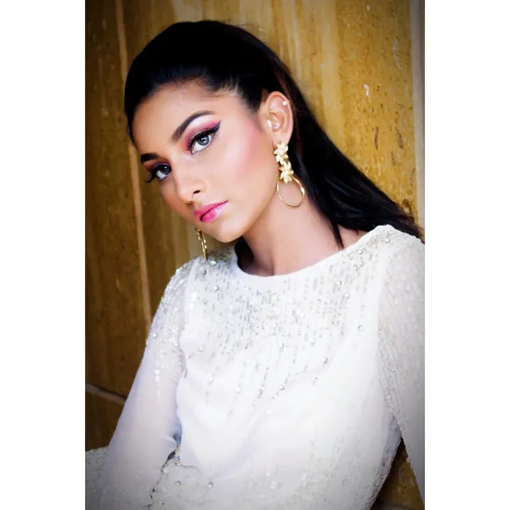 @vishakhaamohite