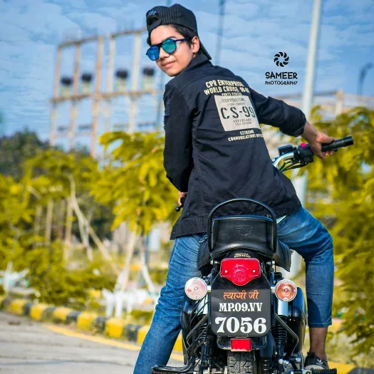 aayaz_14