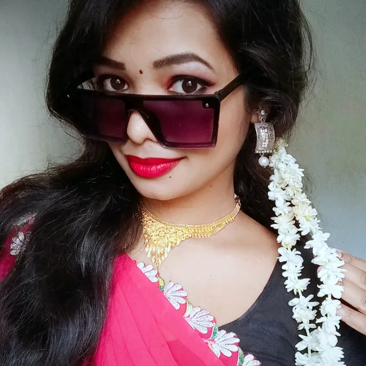@arunima_queen_of_heart