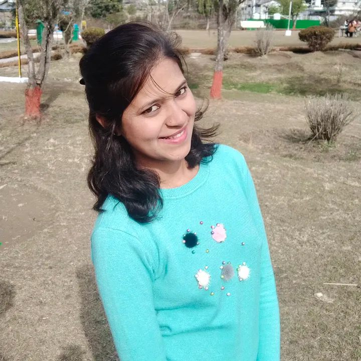 riya333935496067