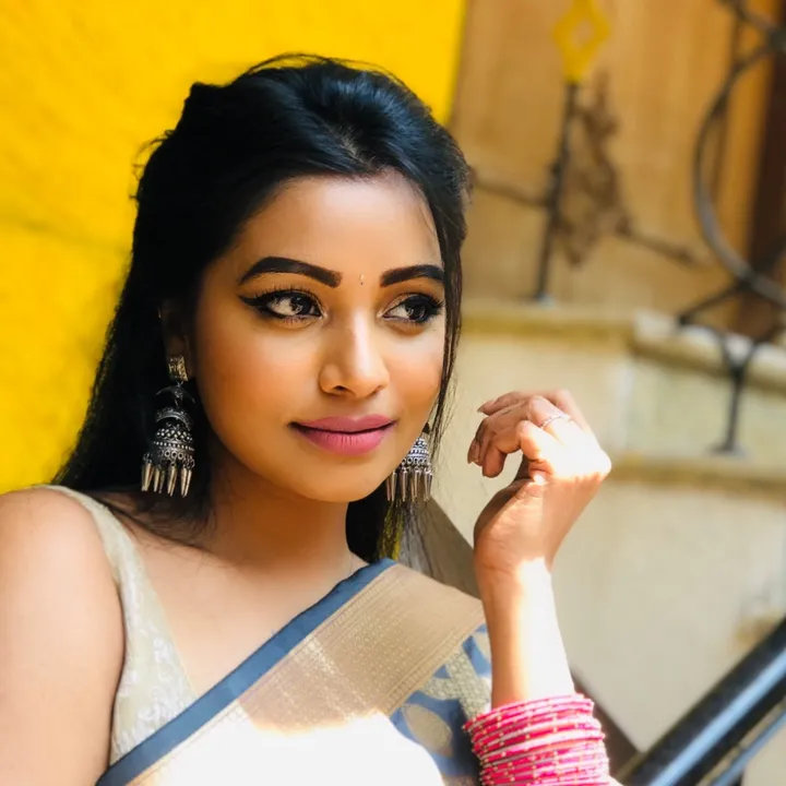 anisha_xvr