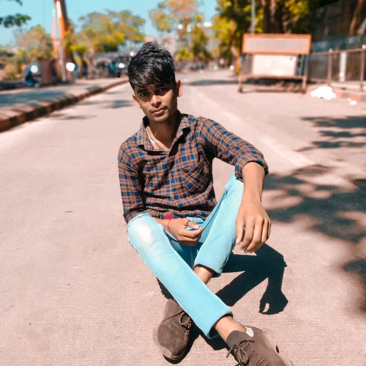 @ashishyadav_0