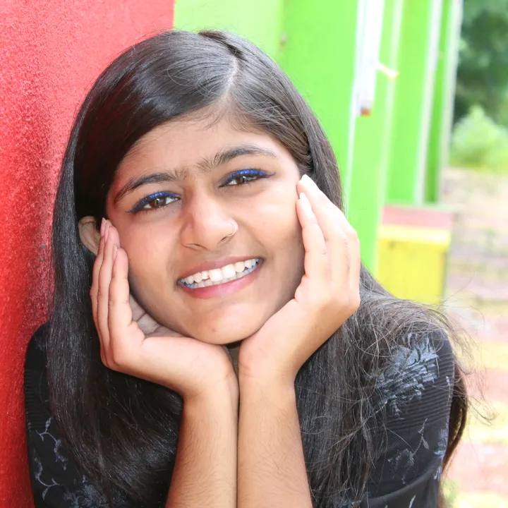 cutie_priya15