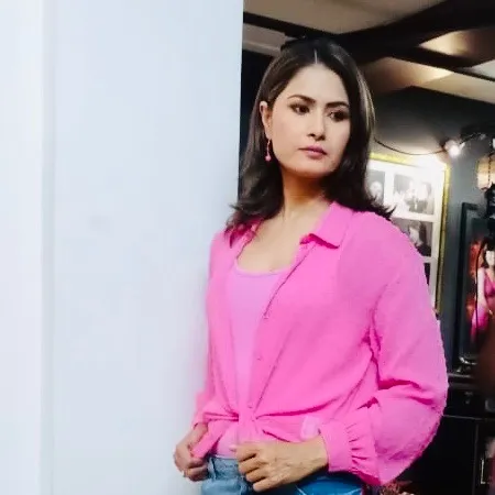 @diveyaadwivedi