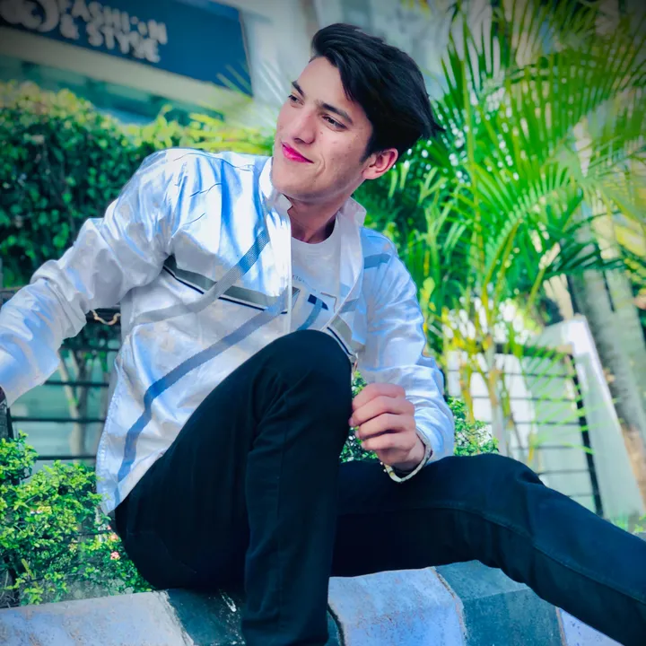ahmad_gtr_raza