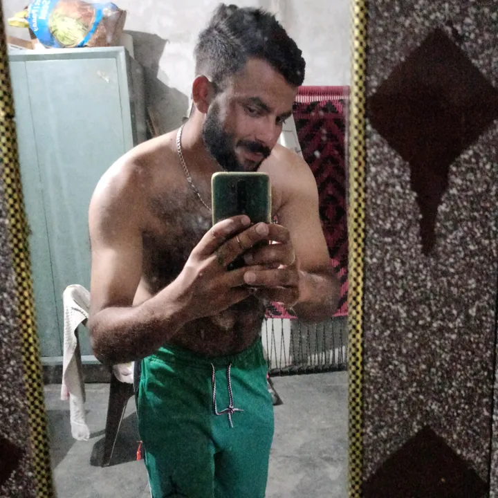 tera_bhullar786shahkot