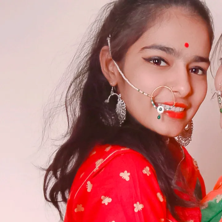 baisa_tina