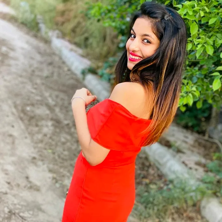 @himani_bajaj