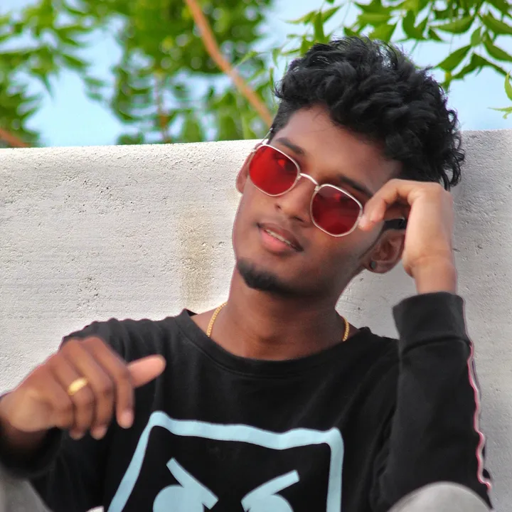 @moses_mukilan