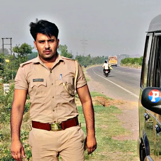 @abhishekydvup75policemn