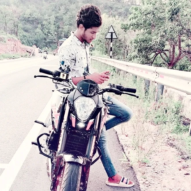rider_king_yashu_white