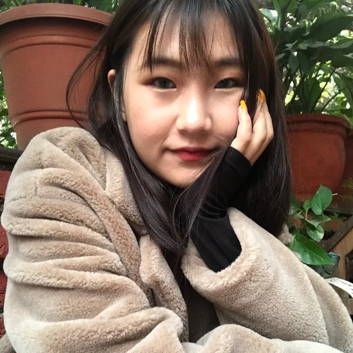 @veronicaawungshi