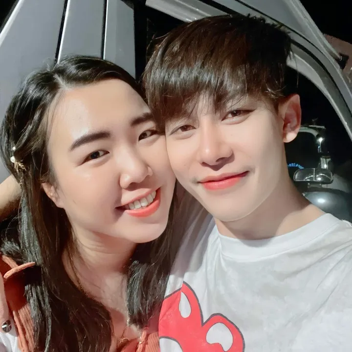 poppy_alone30