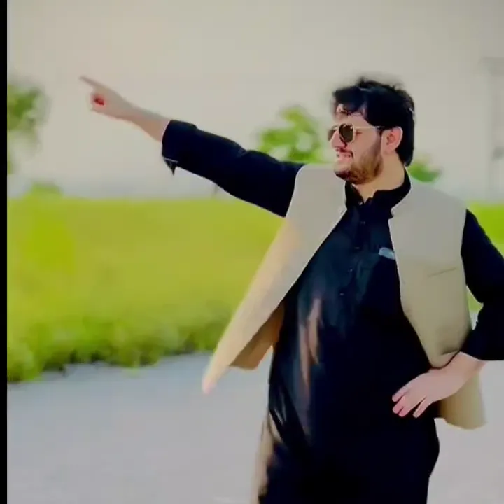 adamakhan5