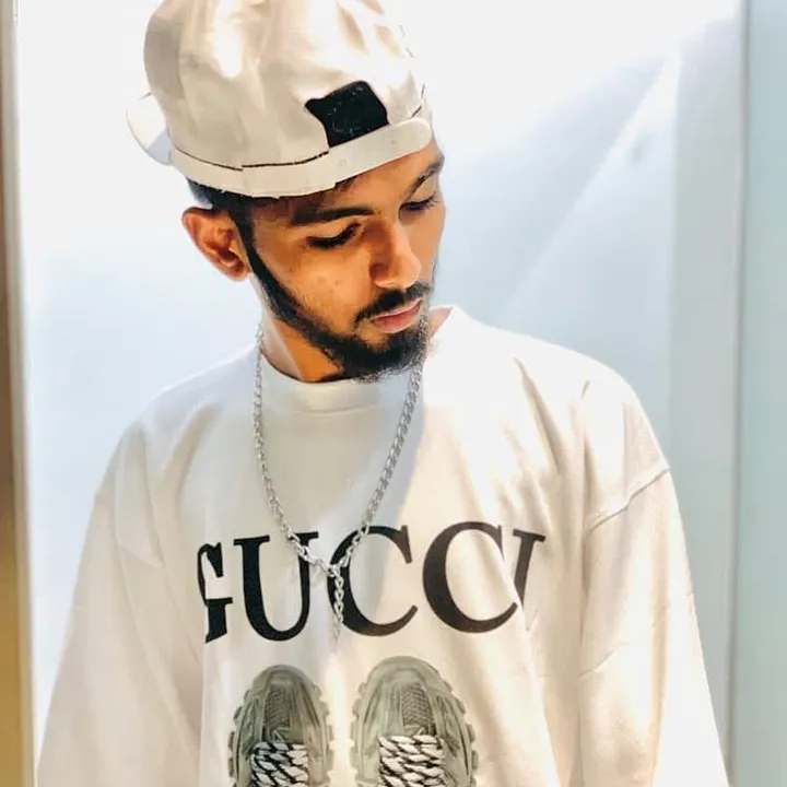 @_uzey_c_na
