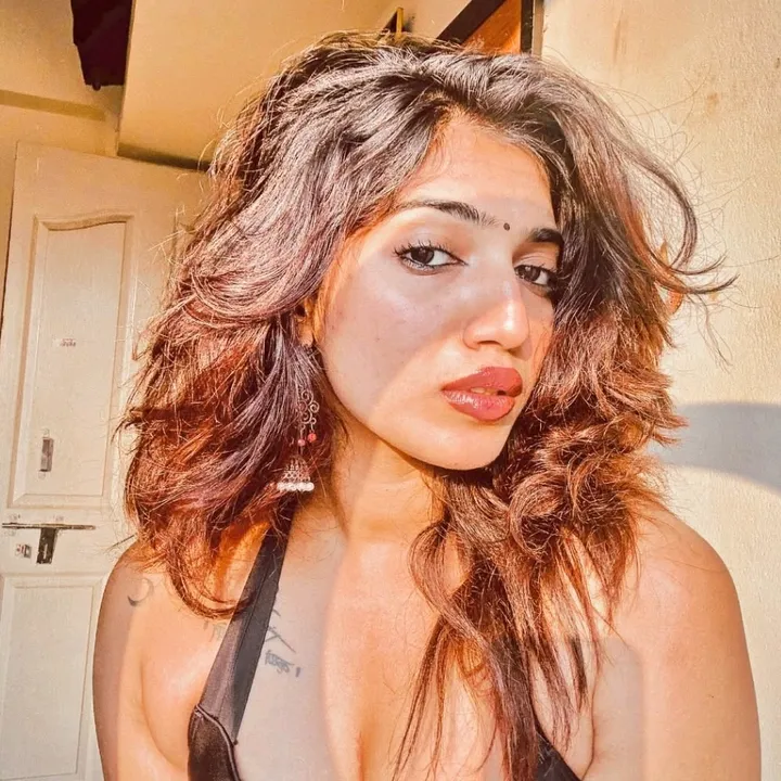 @navyashetty50
