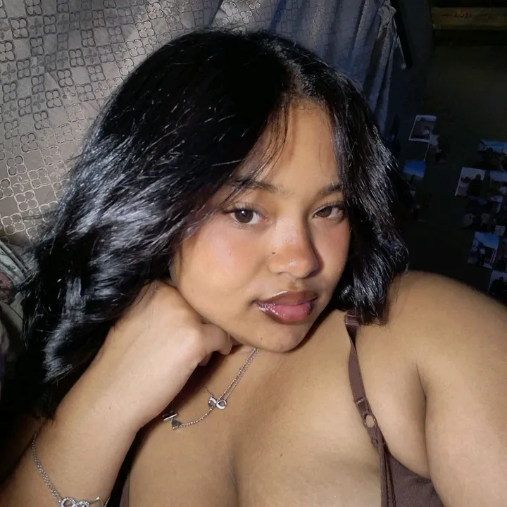 its.your.girll.lynna