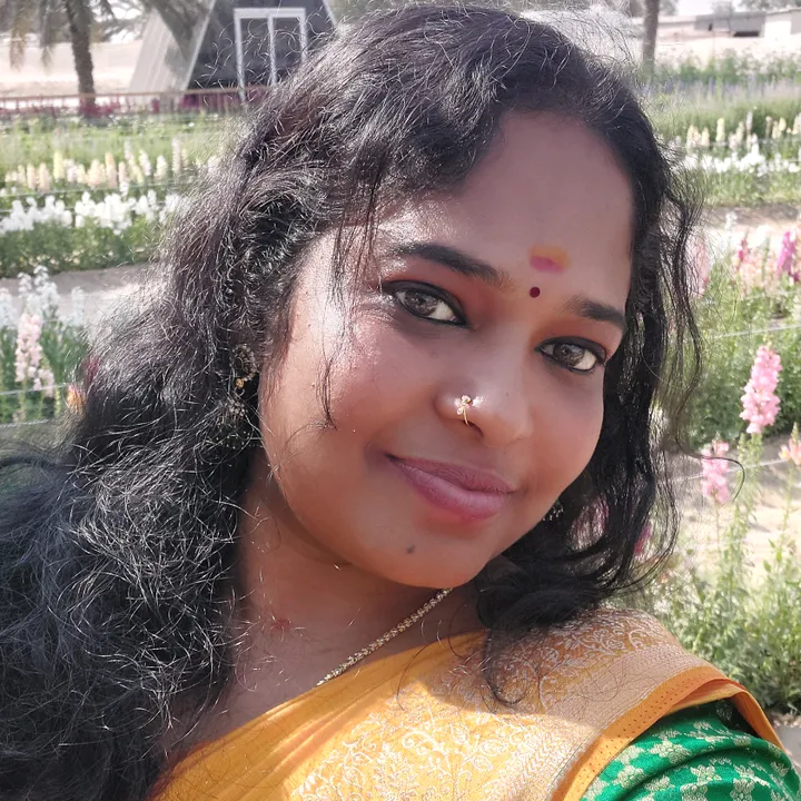 vykhakailas09
