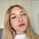 @yung.annie