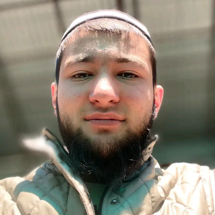 azimov._.04