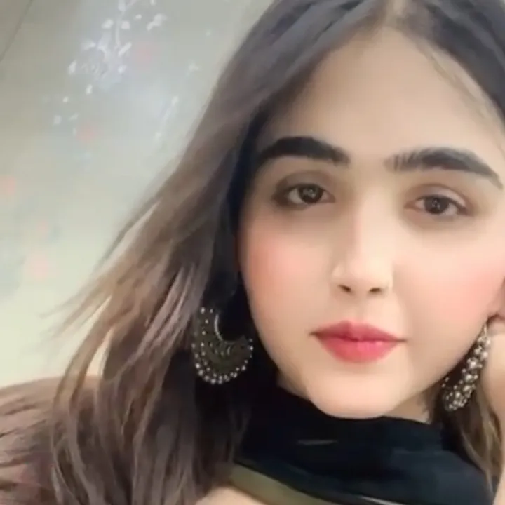 mahekkhanzadi576