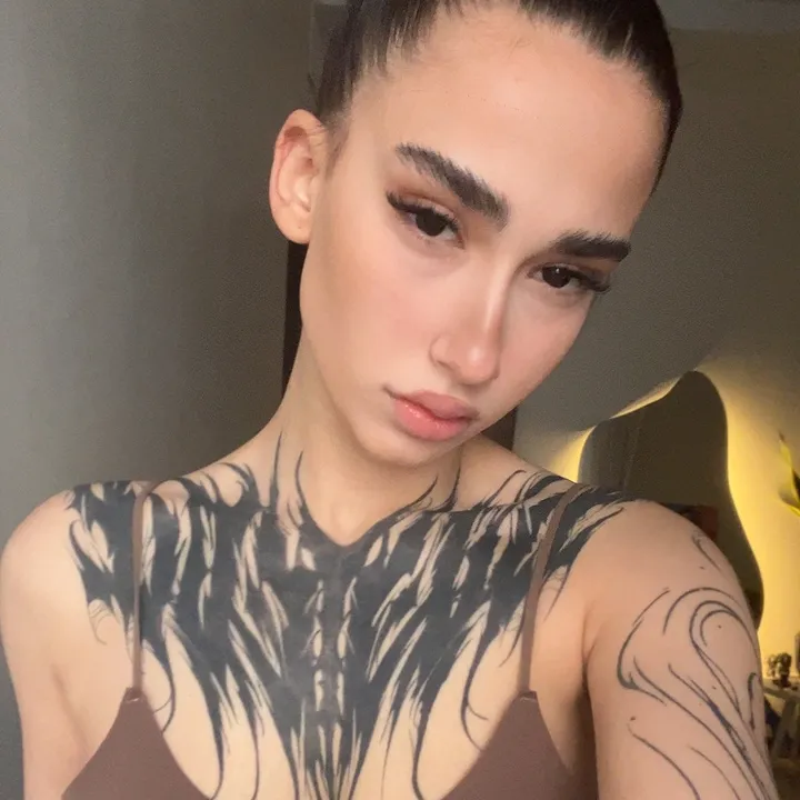 @sainblu_