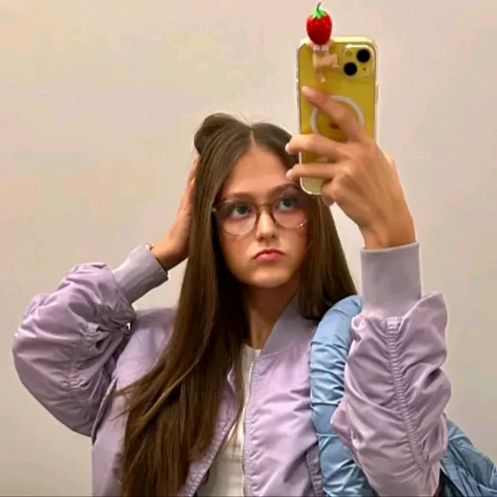 yanalena10