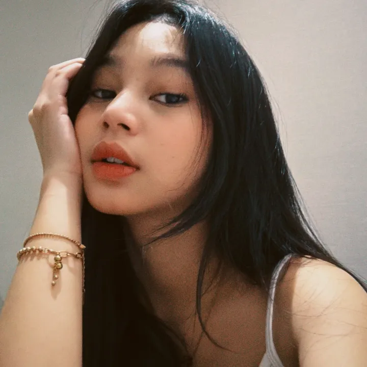 @queennagadis