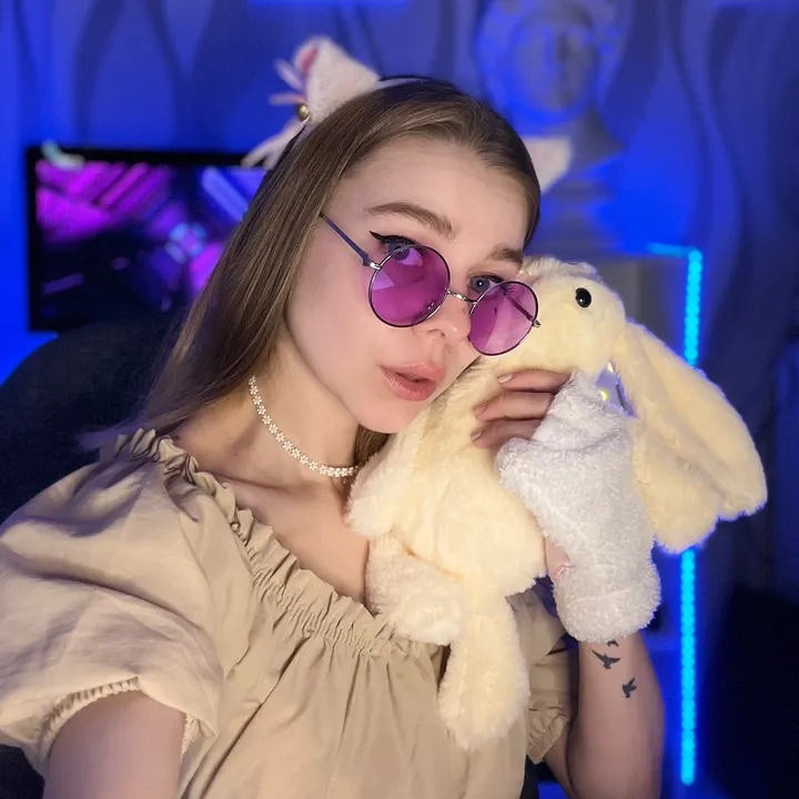 @aks_krisss