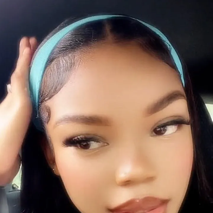 ash._bonique