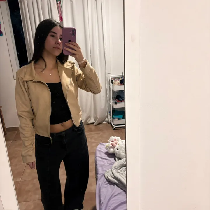 @kaelaleiva
