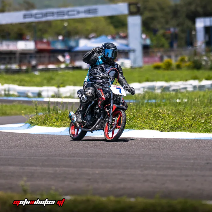 alexcaceresss01