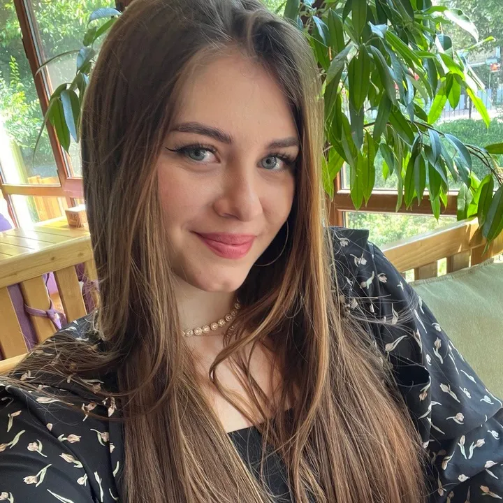 @valerica_xx