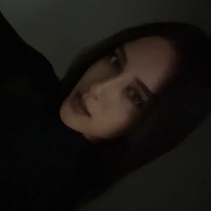 @brunapradoli