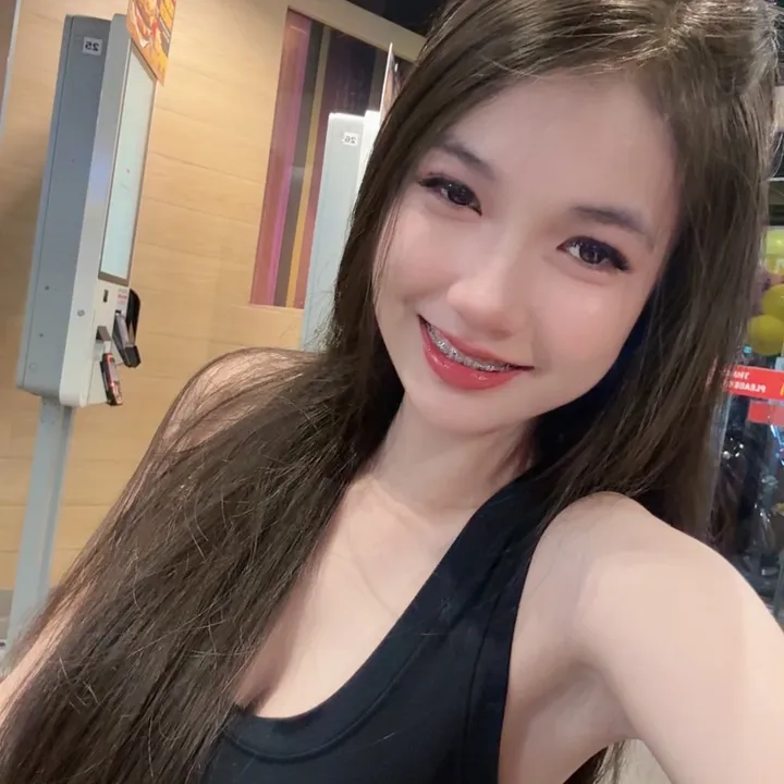 @chalisa17.8