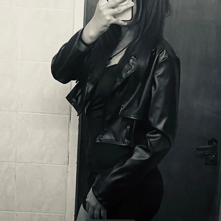 secrett080201