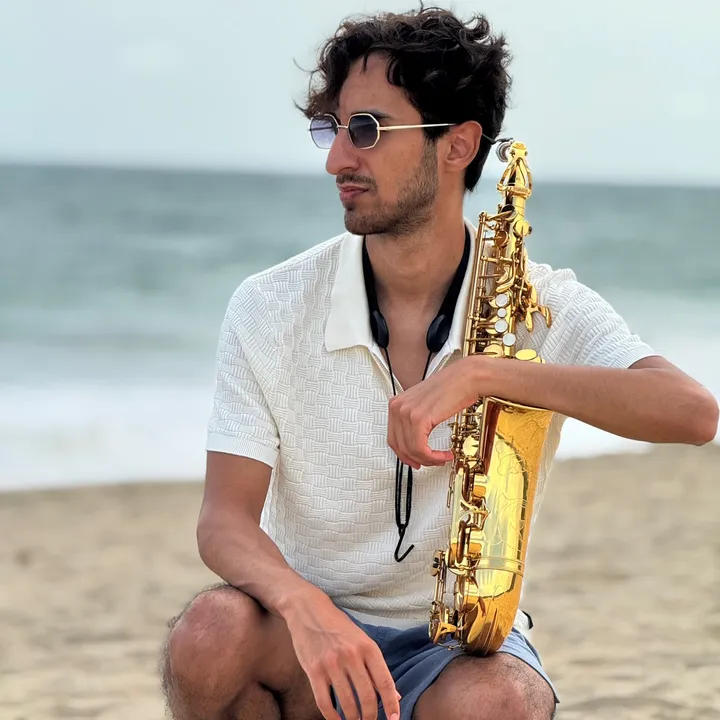 escobar.sax