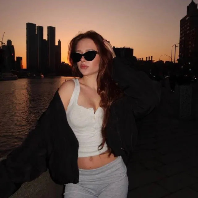 kissbyulya