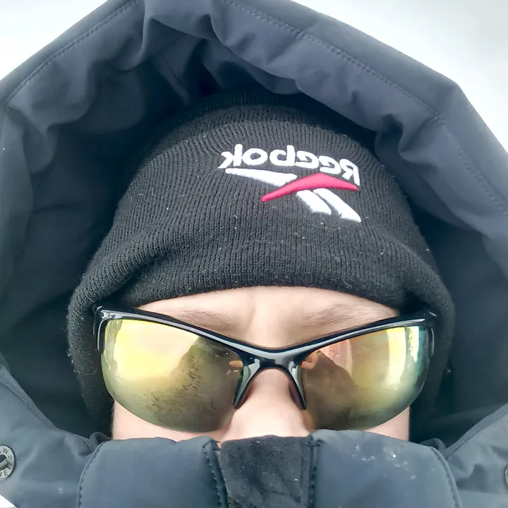 @sbrettek