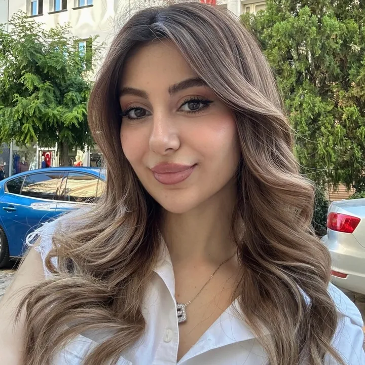 ebruu35_