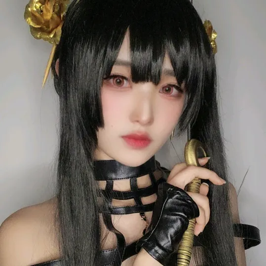 @yuri_cos__