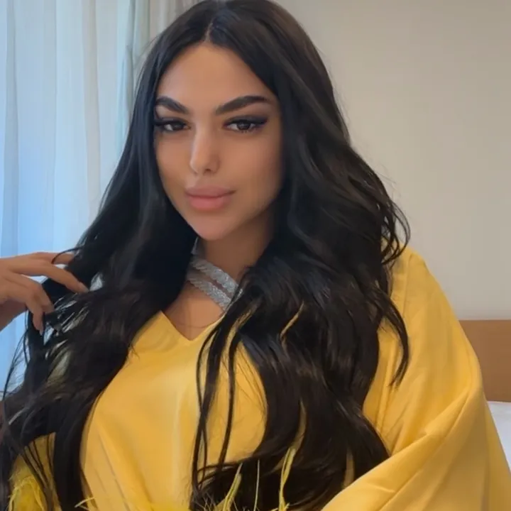 @aichaazz2