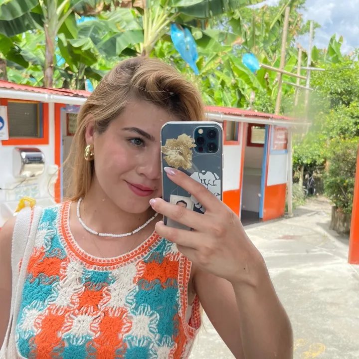 @daanielaamendozaa