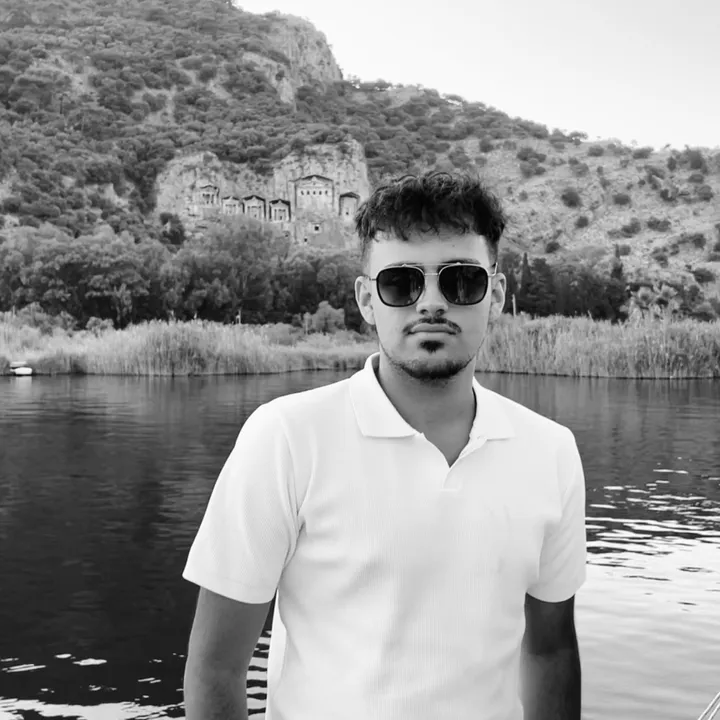 emmraykk.7