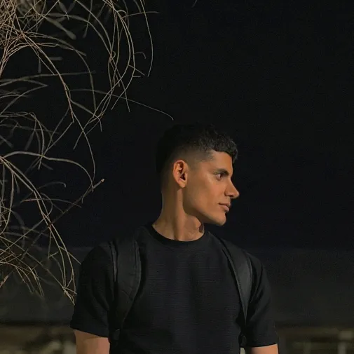 ali_j090